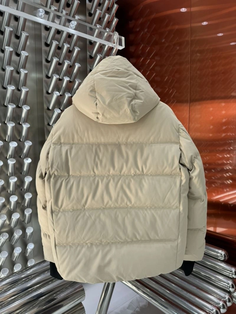 Moncler Down Jackets Classic 143935