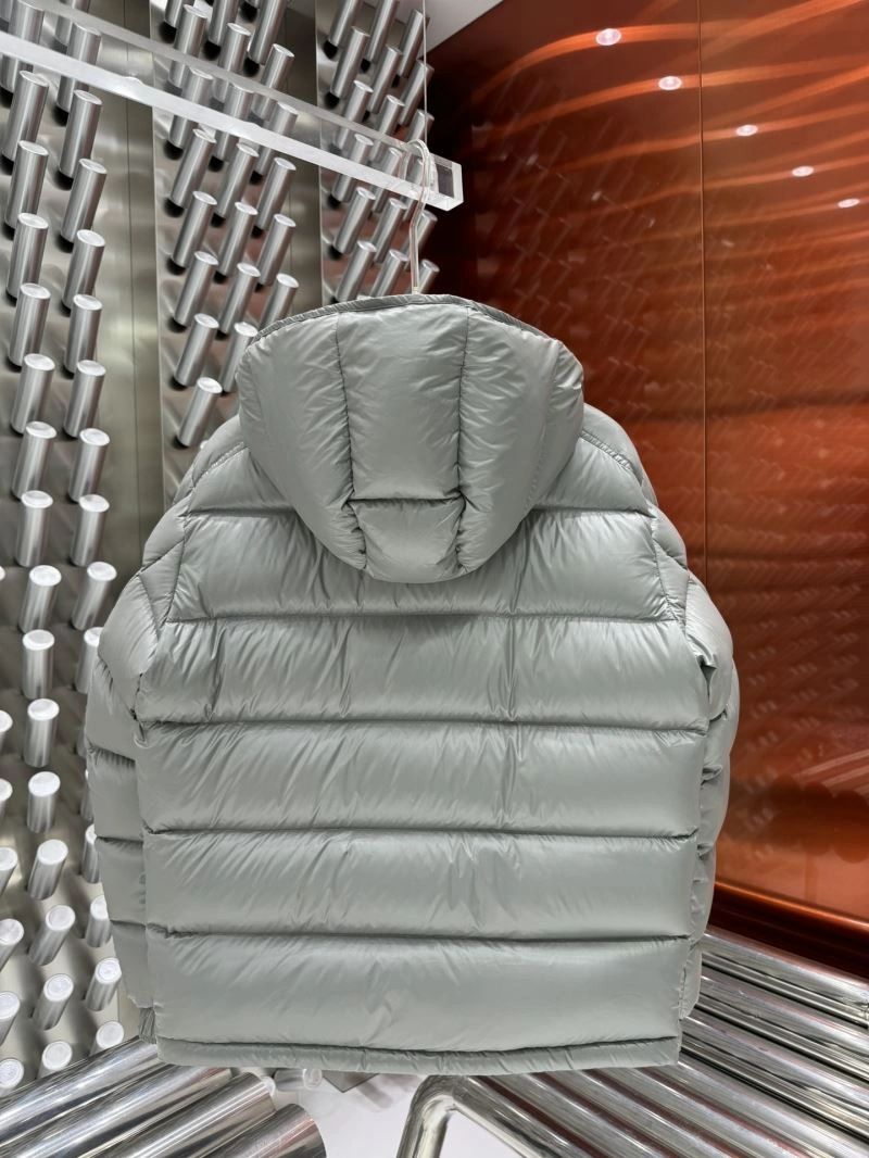 TravelReady Moncler Down Jackets 143918