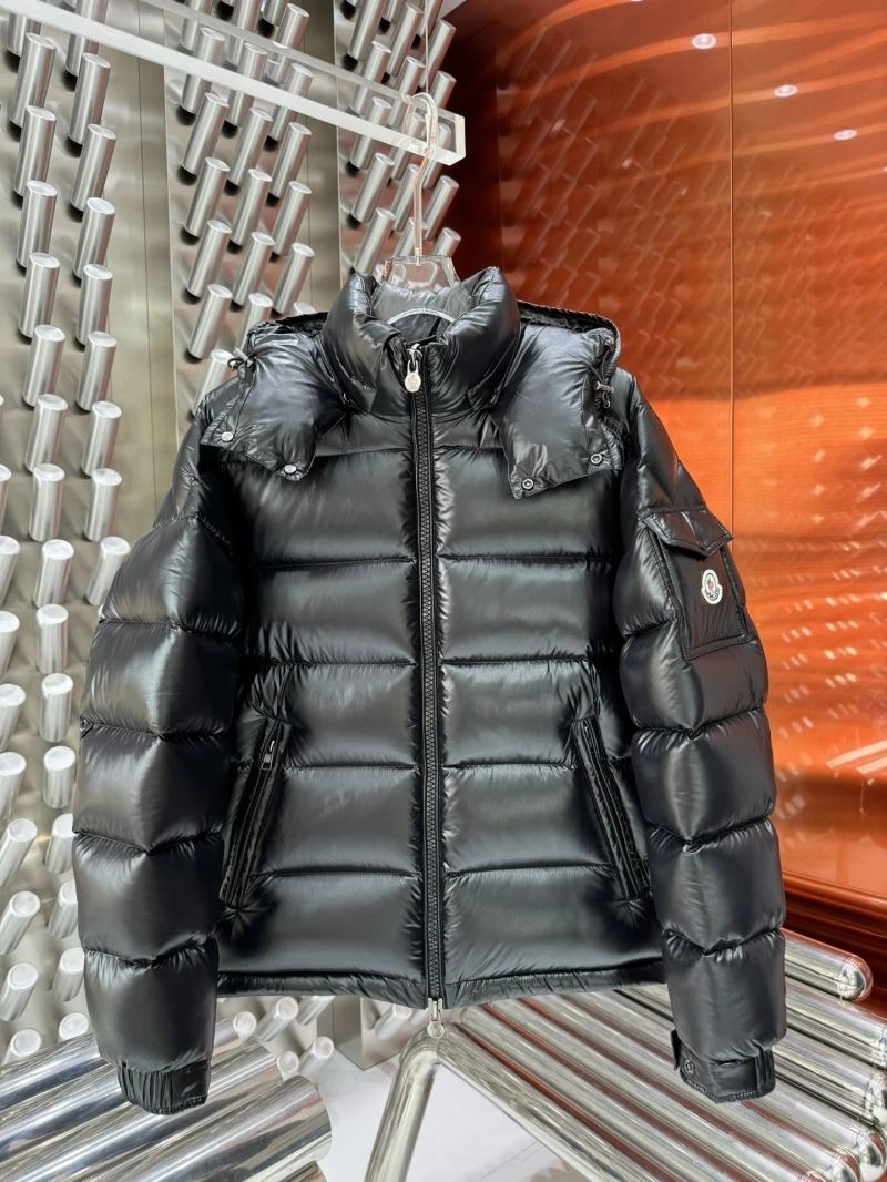 Moncler Down Jackets Unique 143919