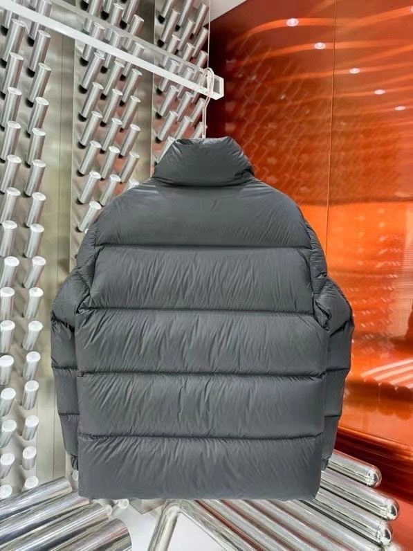 Neat Moncler Down Jackets 143921