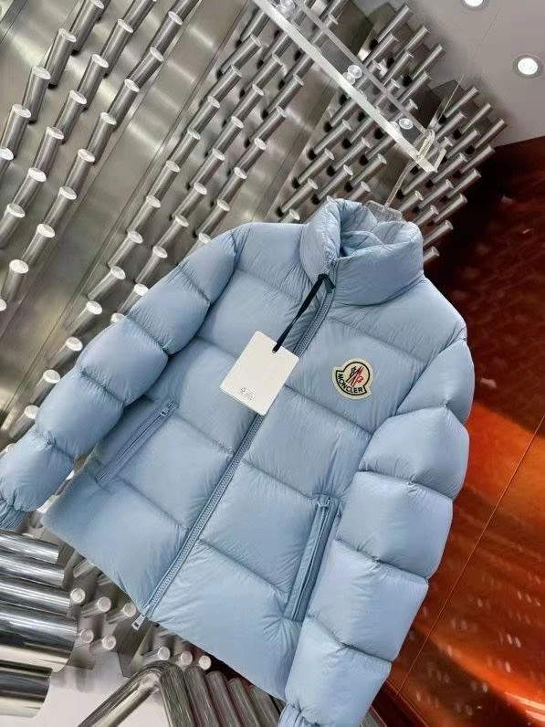 Moncler Down Jackets Classic 143916