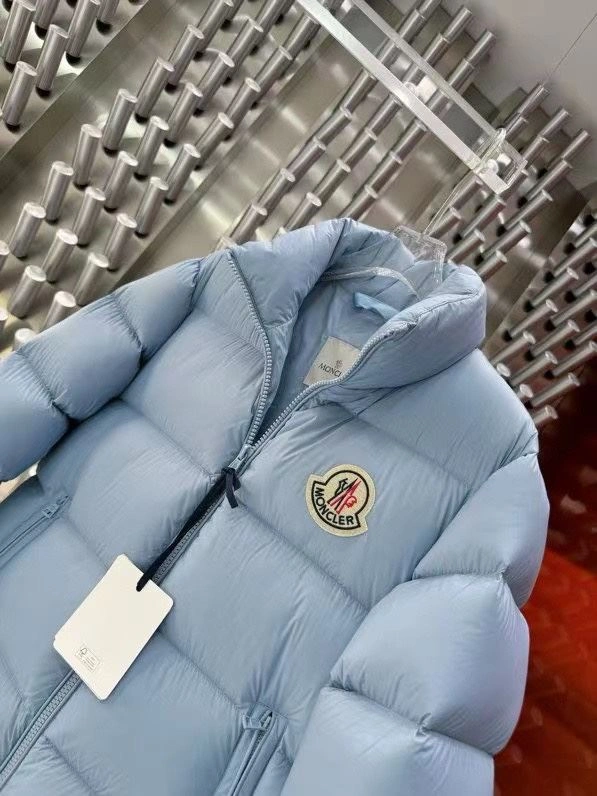 Moncler Down Jackets Classic 143916