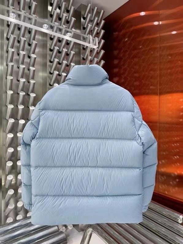 Moncler Down Jackets Classic 143916