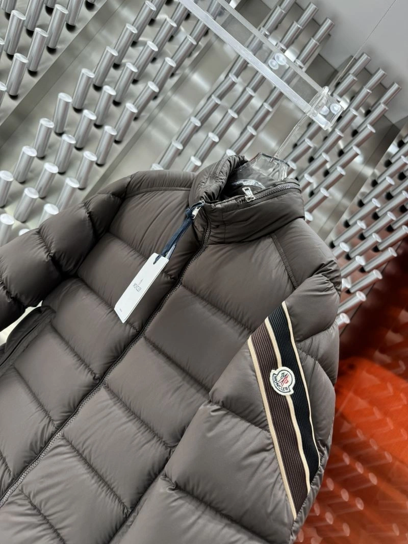 Moncler Down Jackets Comfortable 143917