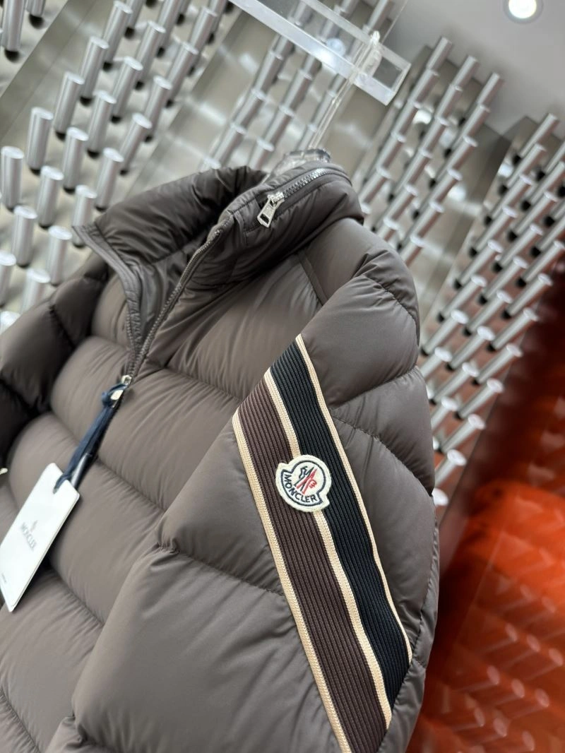 Moncler Down Jackets Comfortable 143917