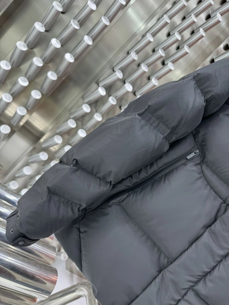 Moncler Down Jackets Soft 143911