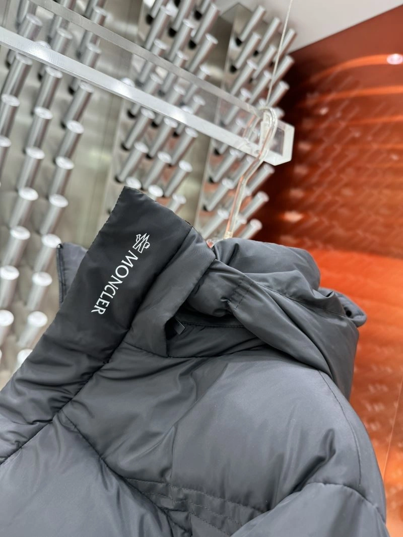 Moncler Down Jackets Soft 143911