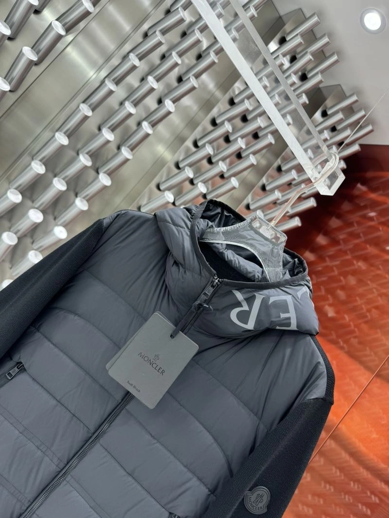Moncler Down Jackets EasyMatch 143908