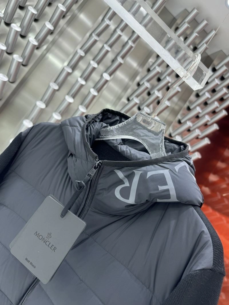 Moncler Down Jackets EasyMatch 143908
