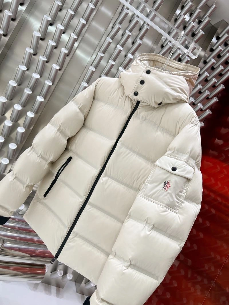 Moncler Down Jackets Casual 143900