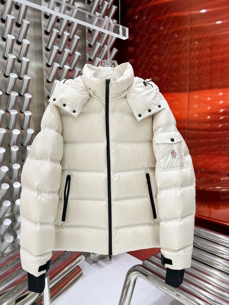 Moncler Down Jackets Casual 143900