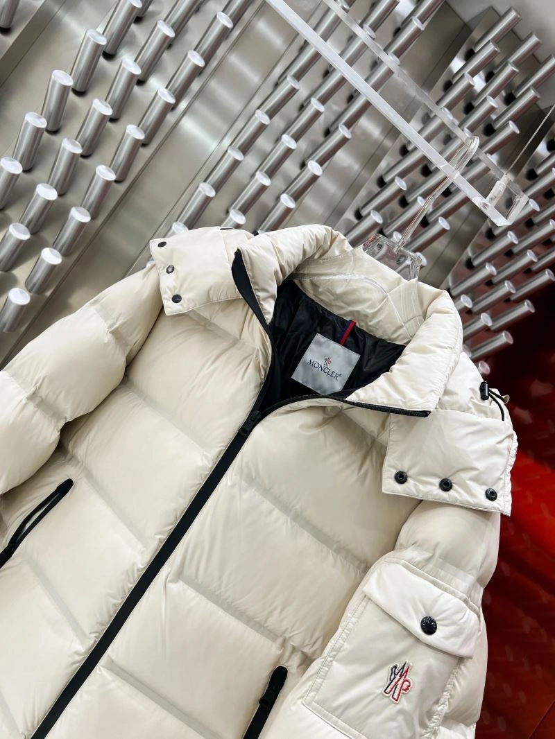 Moncler Down Jackets Casual 143900