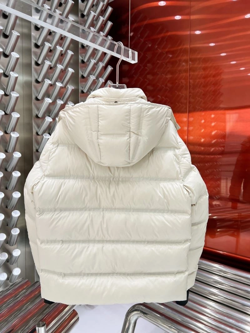 Moncler Down Jackets Casual 143900