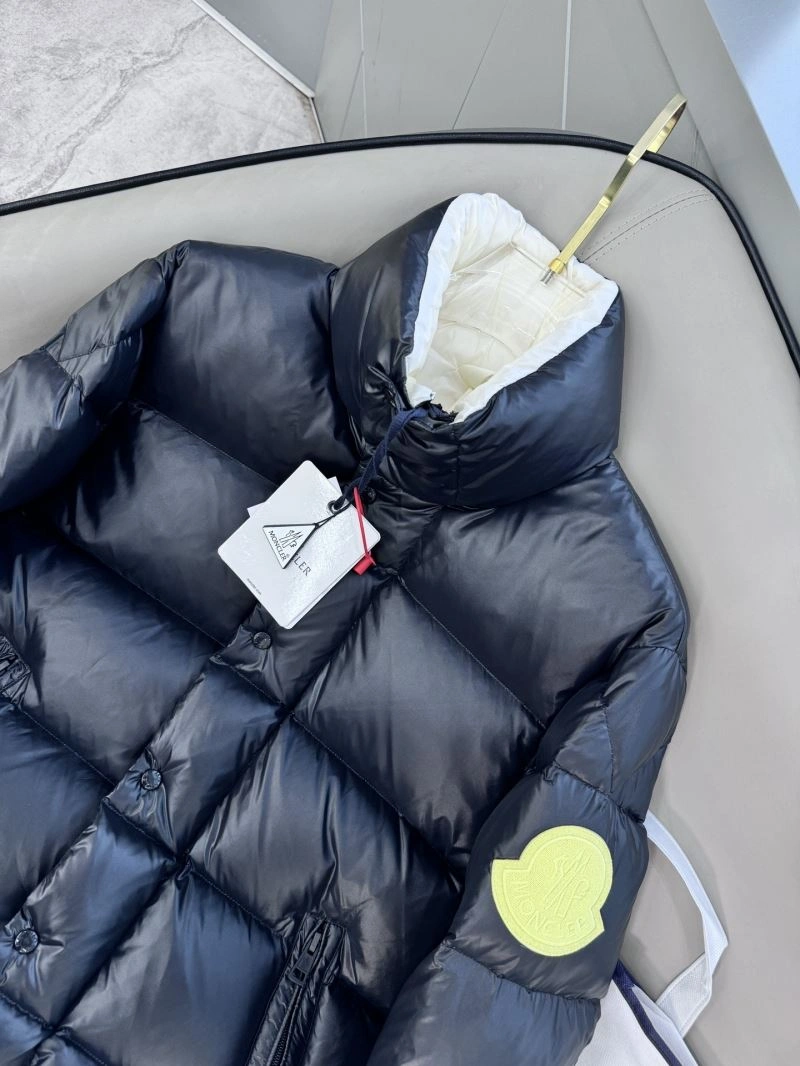 Moncler Down Jackets Cozy 143890