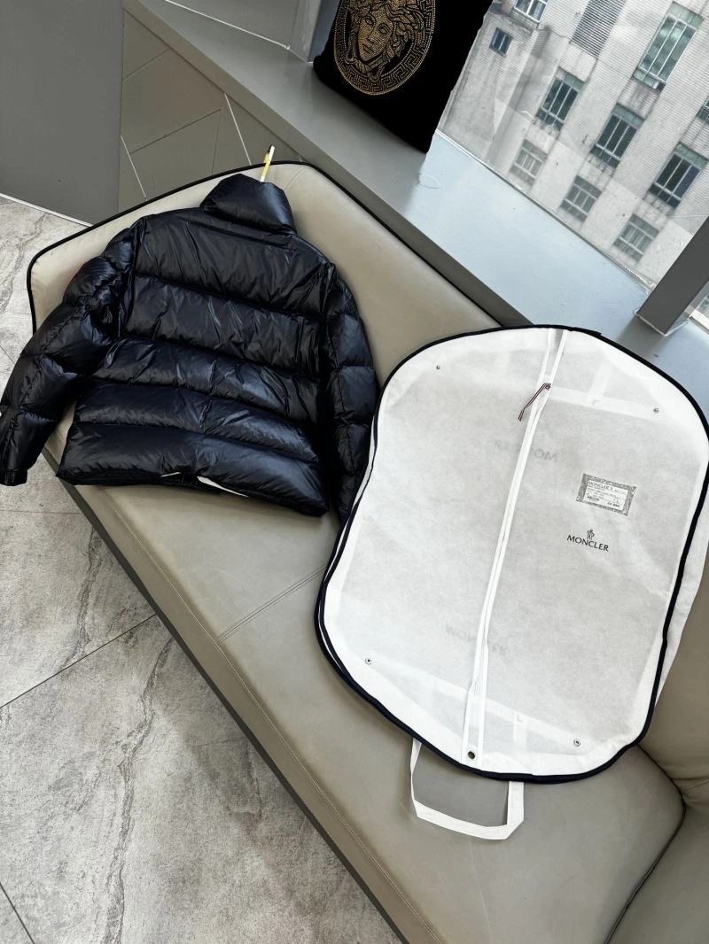 Moncler Down Jackets Casual 143892