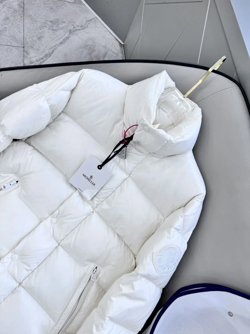 Stretchable Moncler Down Jackets 143902