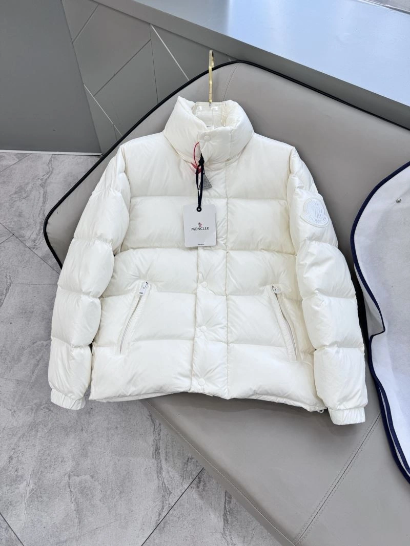 Stretchable Moncler Down Jackets 143902