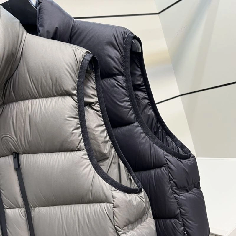 Sporty Moncler Down Jackets 143896