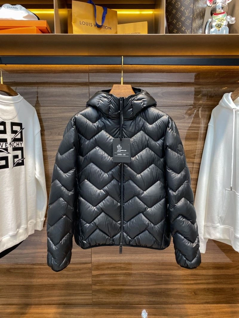 Moncler Down Jackets NewStyle 143891