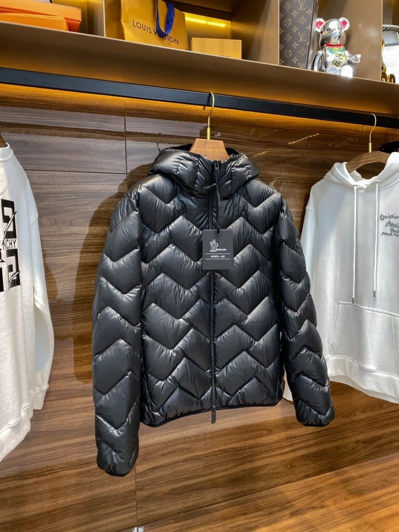 Moncler Down Jackets NewStyle 143891