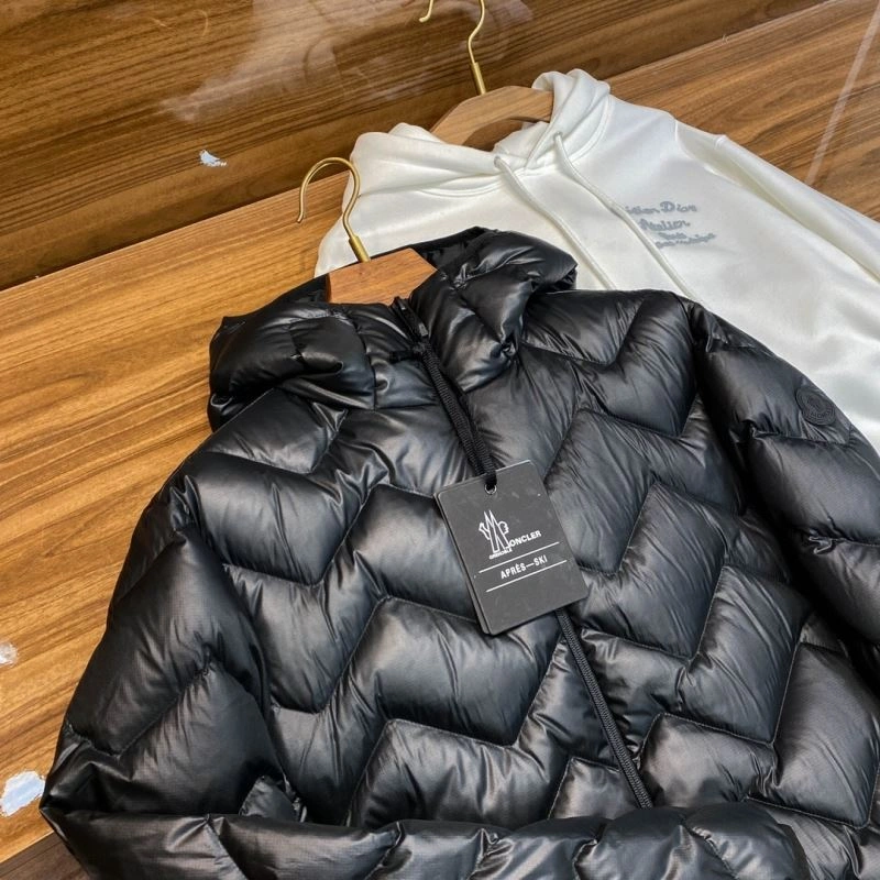 Moncler Down Jackets NewStyle 143891