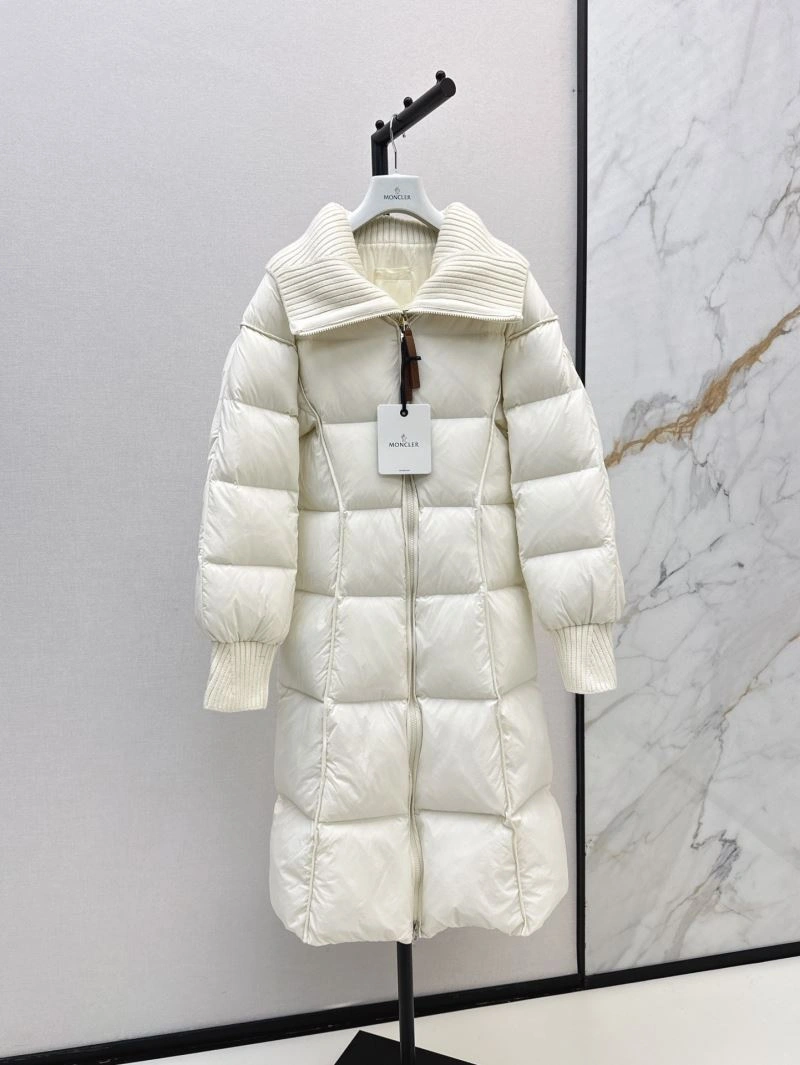 Snug Moncler Down Jackets 143898