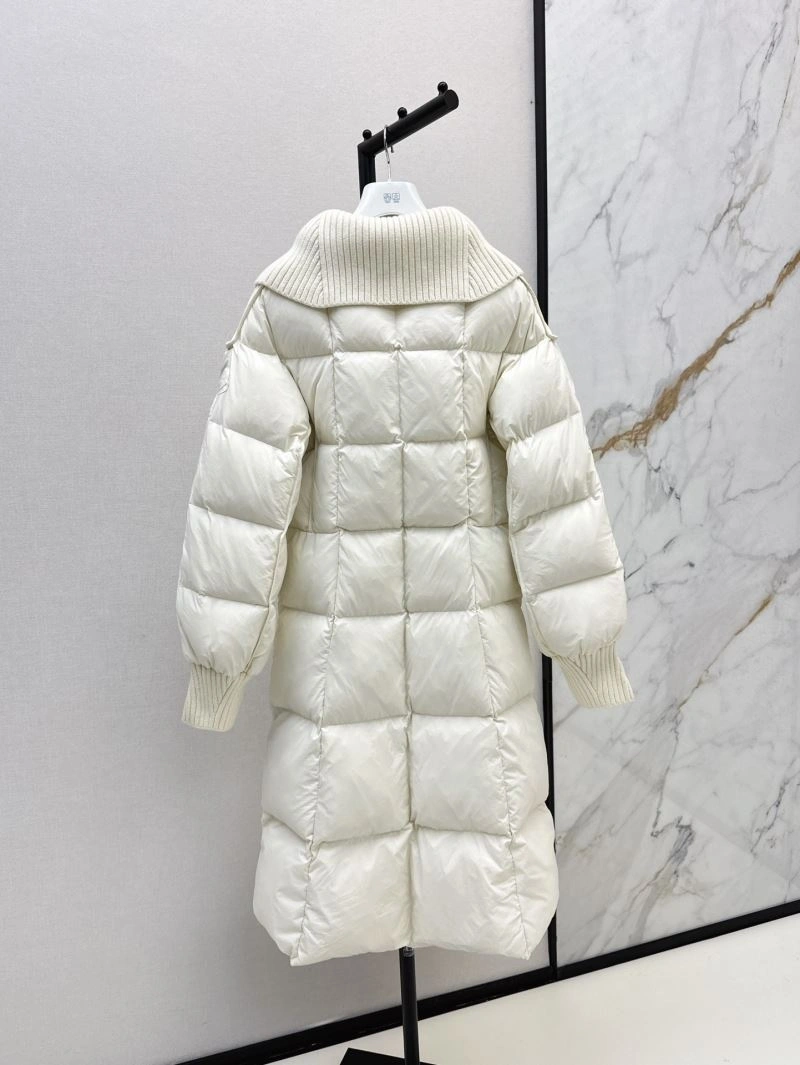 Snug Moncler Down Jackets 143898
