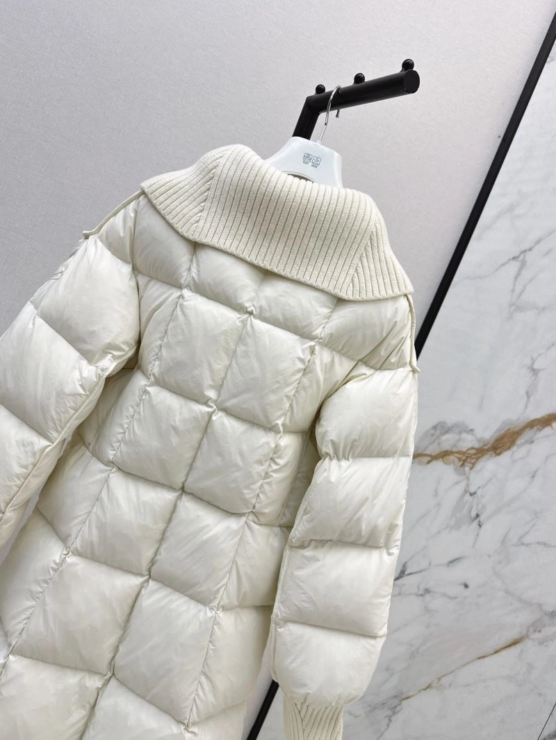 Snug Moncler Down Jackets 143898