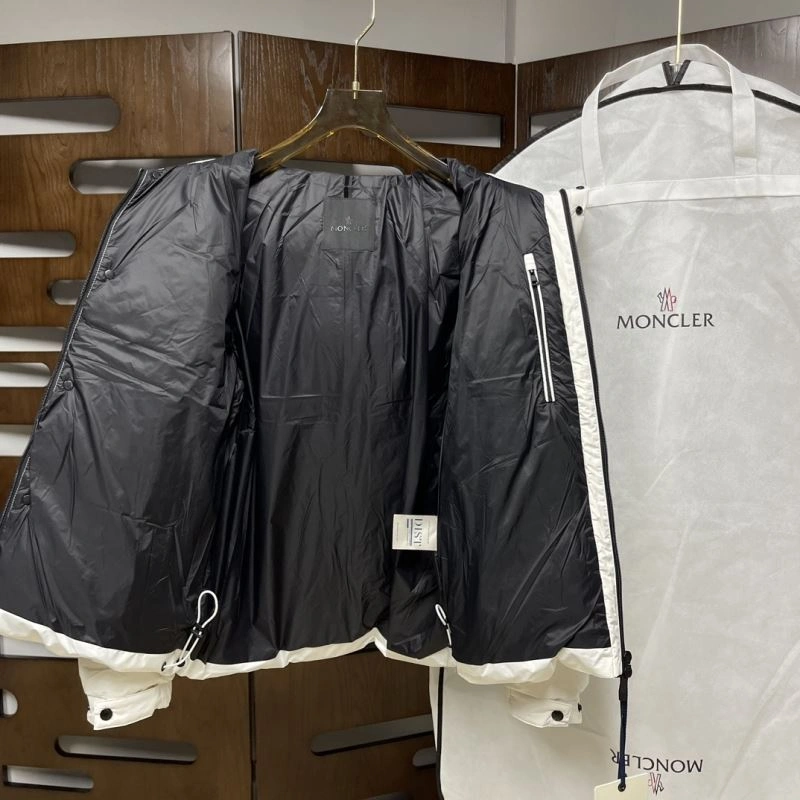 TravelReady Moncler Down Jackets 143897
