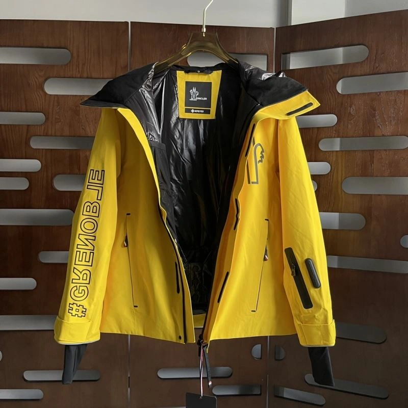 MultiPurpose Moncler Down Jackets 143884