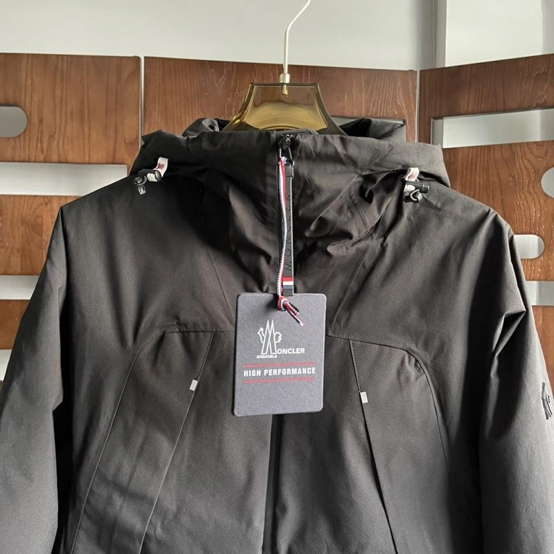 SunProtective Moncler Down Jackets 143867