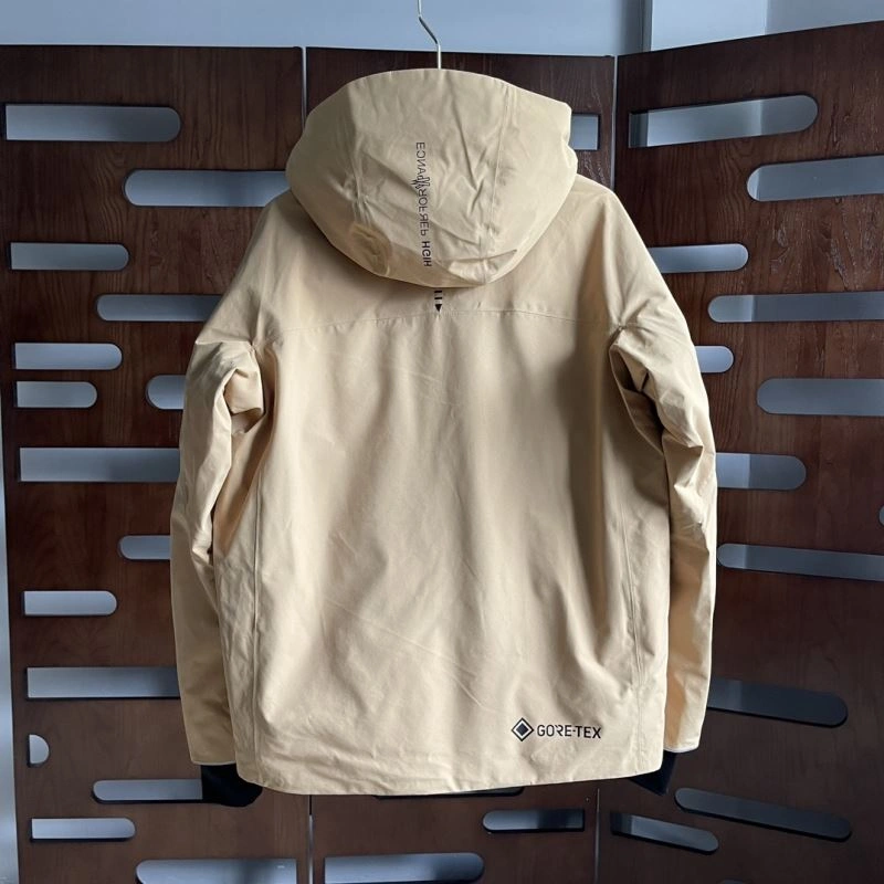 SportInspired Moncler Down Jackets 143876