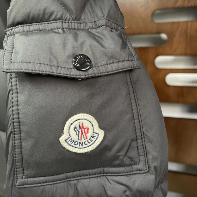 TravelReady Moncler Down Jackets 143880