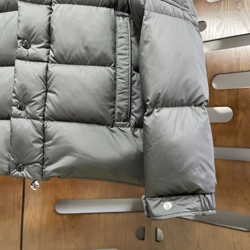TravelReady Moncler Down Jackets 143880