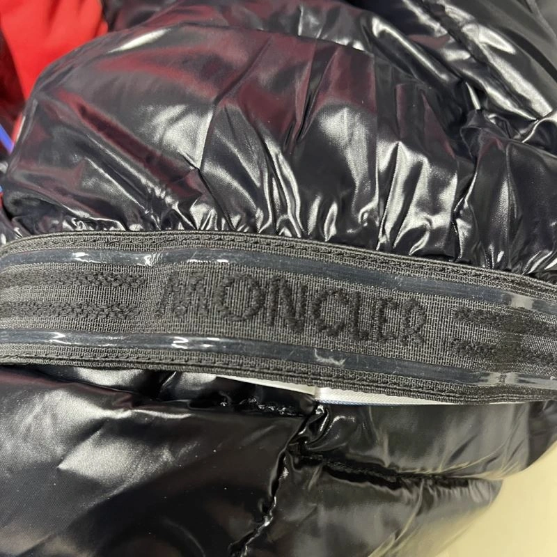 Breathable Moncler Down Jackets 143871