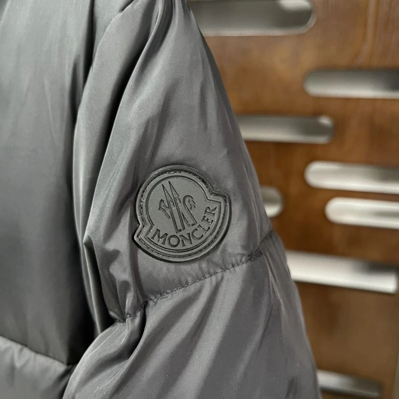 Moncler Down Jackets SunProtective 143872