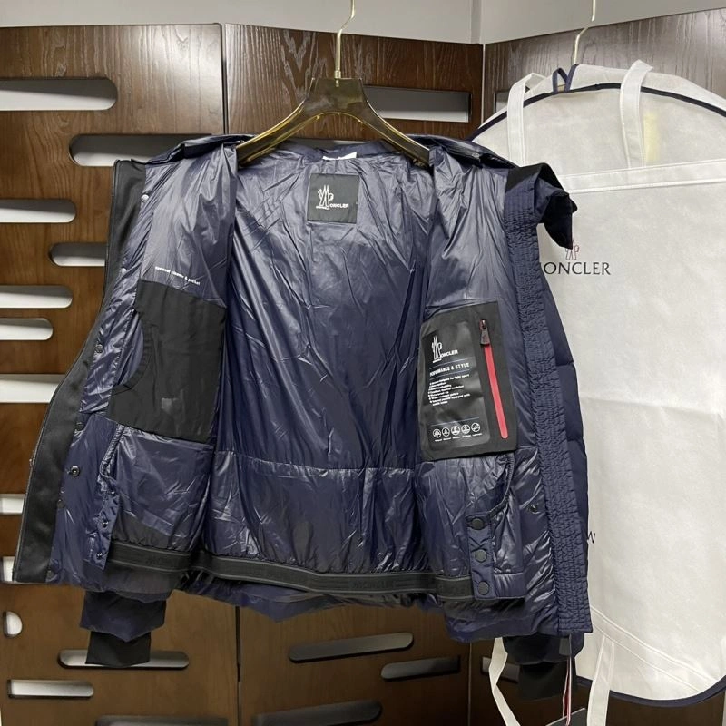 Moncler Down Jackets OnTrend 143865