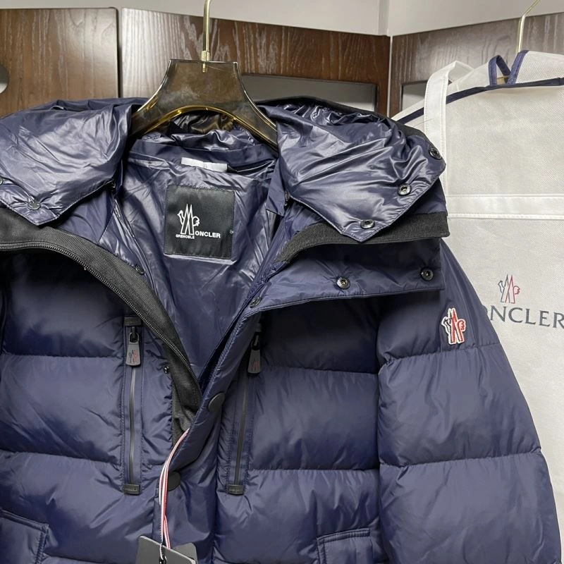 Moncler Down Jackets OnTrend 143865