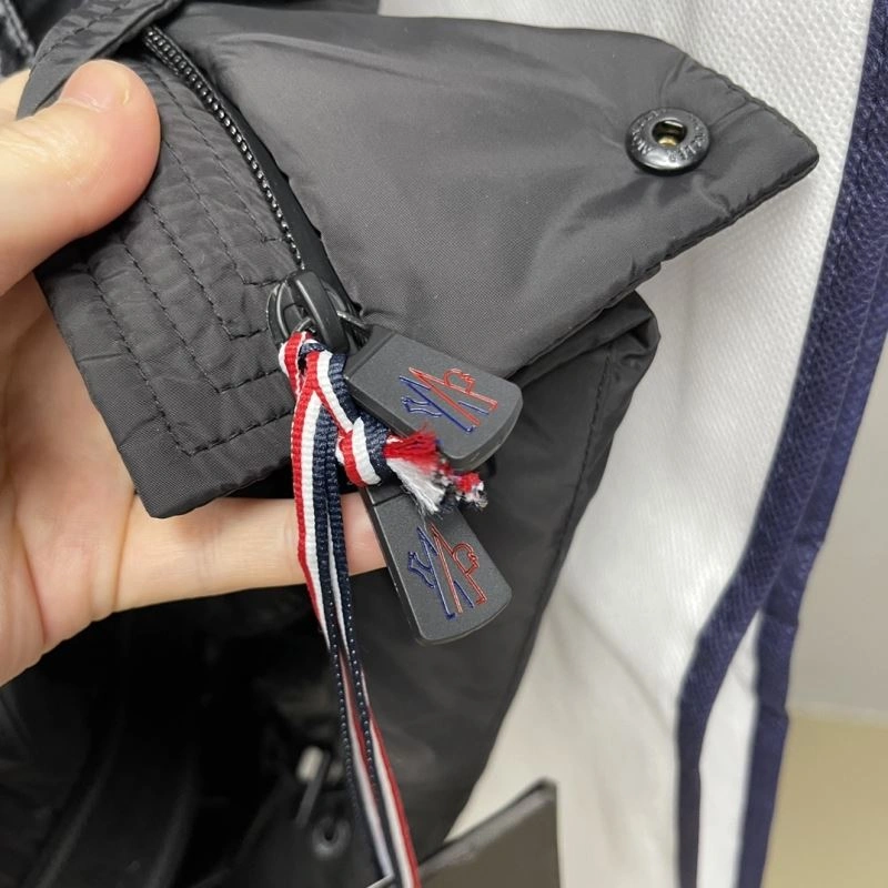 Breathable Moncler Down Jackets 143866