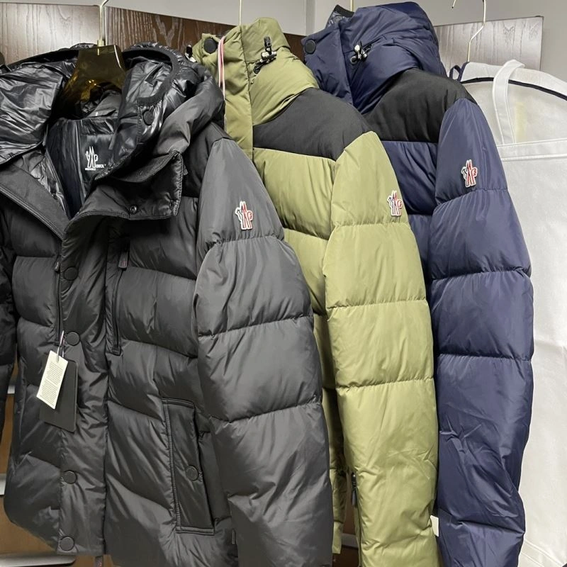 Breathable Moncler Down Jackets 143866