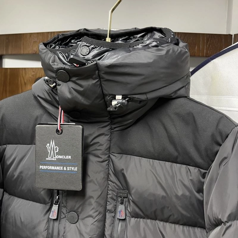 Breathable Moncler Down Jackets 143866
