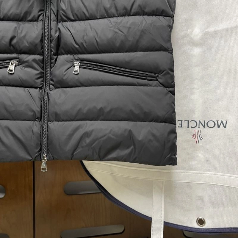 Moncler Down Jackets QuickDry 143864