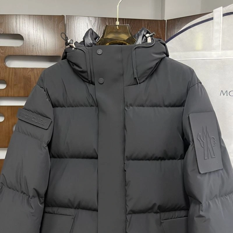 Functional Moncler Down Jackets 143860