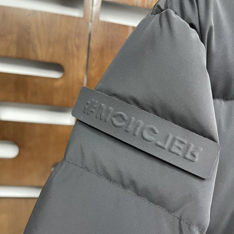 Functional Moncler Down Jackets 143860