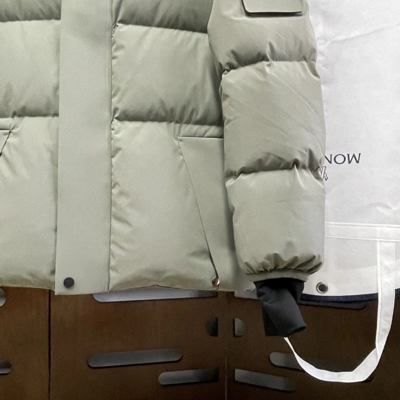Moncler Down Jackets EasyCare 143858