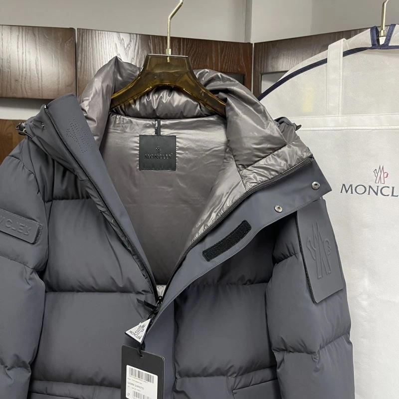 Moncler Down Jackets Refined 143857