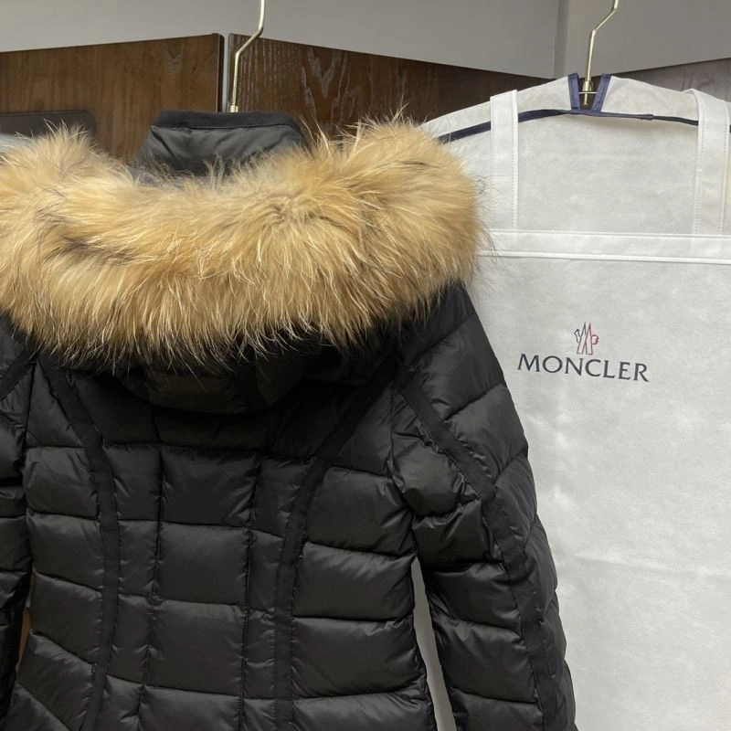Moncler Down Jackets AllSeason 143849