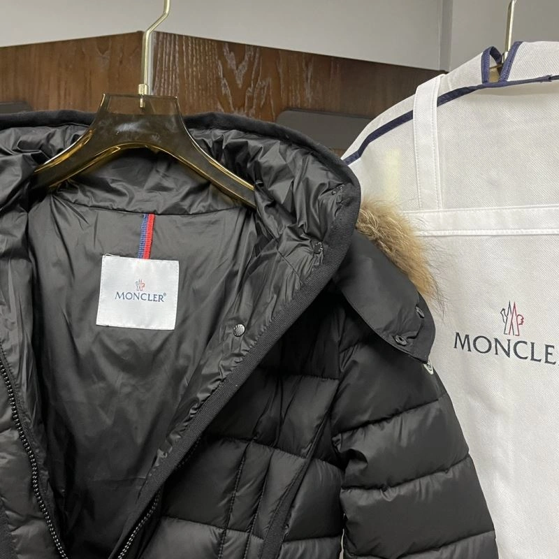 Moncler Down Jackets AllSeason 143849