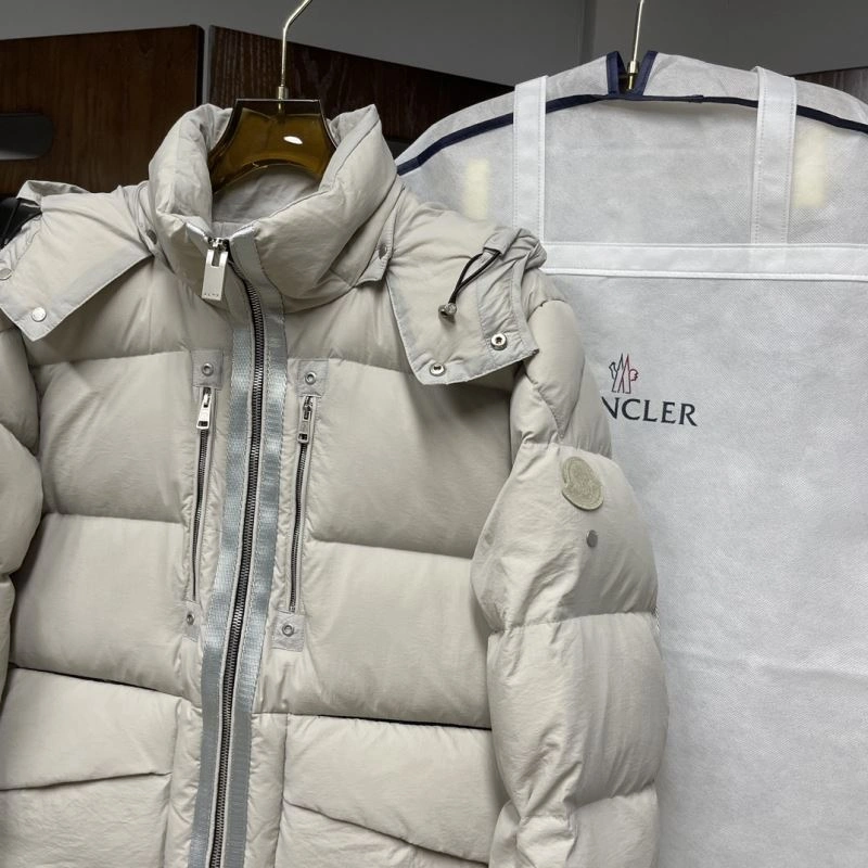 Moncler Down Jackets Supportive 143853