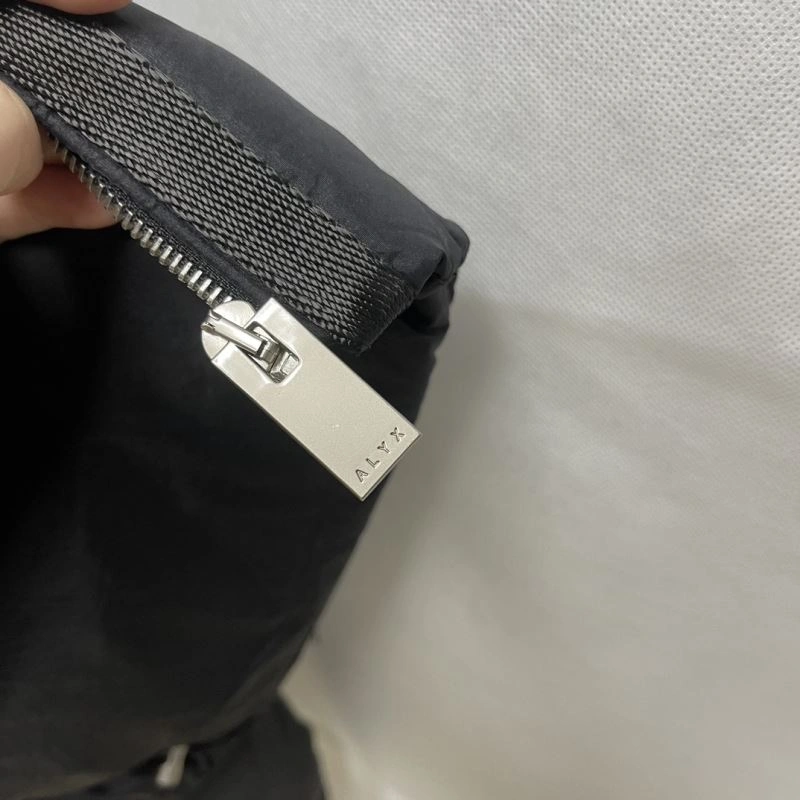 Moncler Down Jackets DailyWear 143855